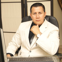 Dr. Simón Daniel Servin Uribe