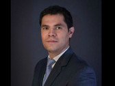 Dr. Víctor Adolfo Esquivel Chávez