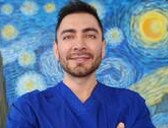Dr. César Vázquez