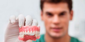 Todo lo que tienes que saber sobre prótesis dentales