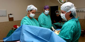 ¿Es seguro realizar cesárea y abdominoplastia a la vez? ¿Es seguro realizar cesárea y abdominoplastia a la vez?