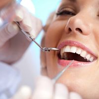 ¿Cómo funciona el blanqueamiento dental fotodinámico?