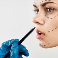 ​Ritidectomía, ritidoplastia y lifting facial ¿de qué se tratan?