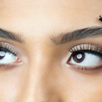 Cambios de color en ceja tras un microblading ¿Por qué sucede?