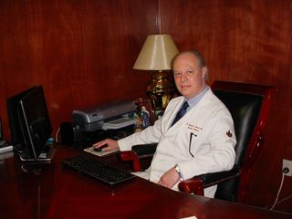 Dr. Manuel Alanis Horn