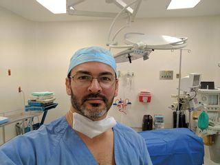 Dr. Ernesto Acosta Abeyta
