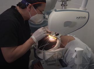 TRASPLANTE CAPILAR, CON ROBOT ARTAS, DR ALEJANDRO MÉNDEZ SASHIDA, LEÓN GTO, MÉXICO. 1080p